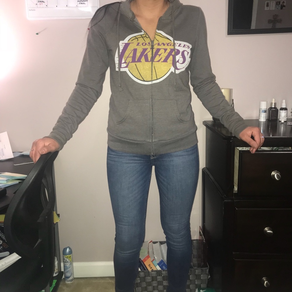 Lakers zip up size m but fits like a small